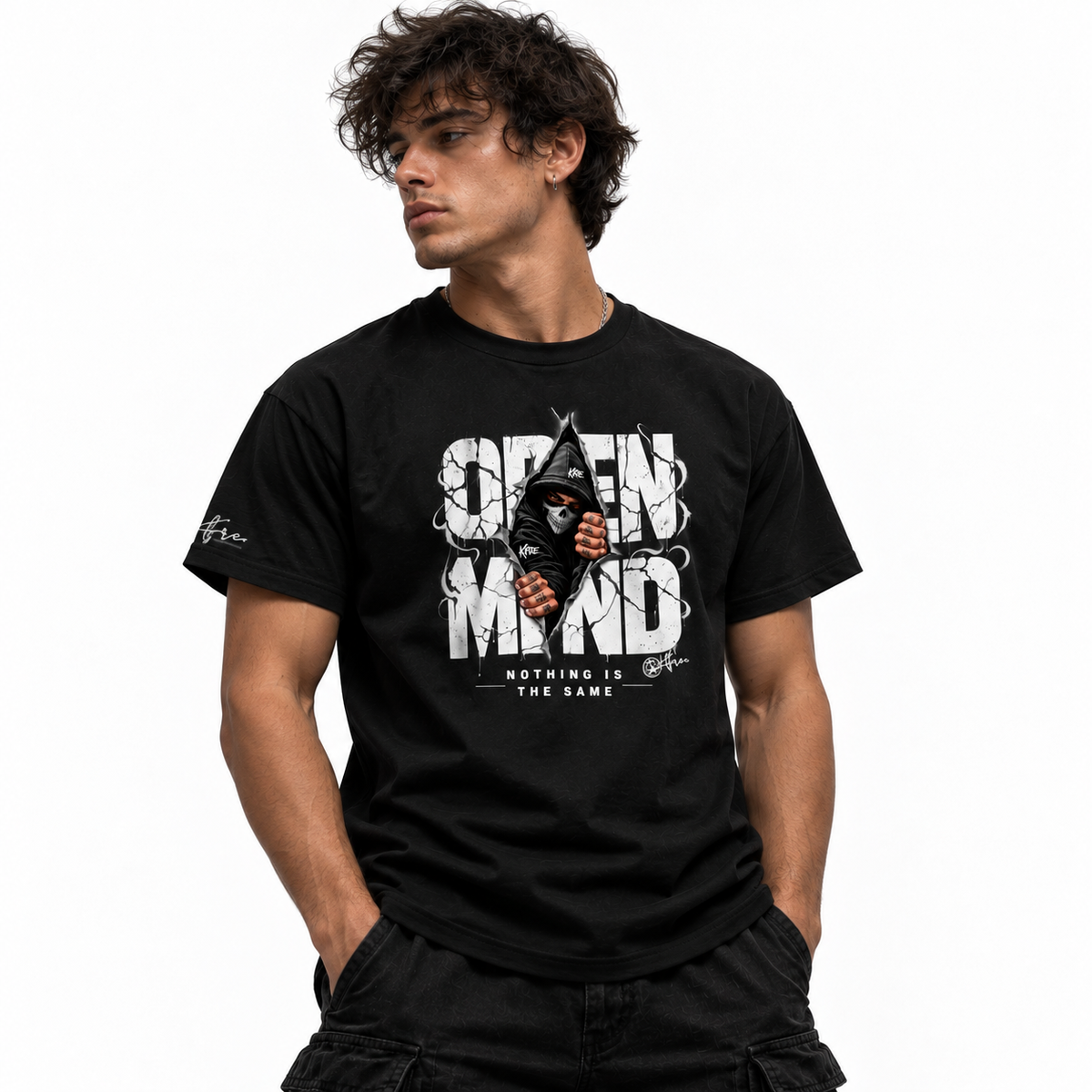 Camiseta "OPEN MIND"